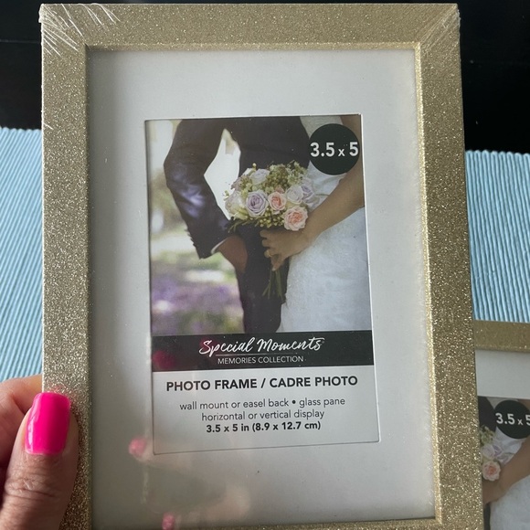 Special Moments Memories Collection Gold Sparkling Accent 3.5 x 5”Picture Frames - Picture 3 of 5